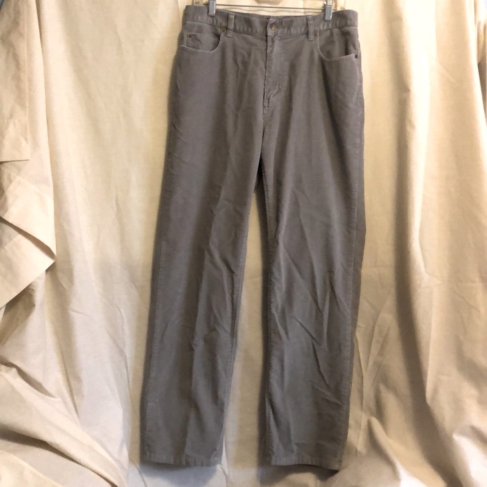 Eddie Bauer Natural Fit gray pin-wale corduroy jeans size 12 (average)